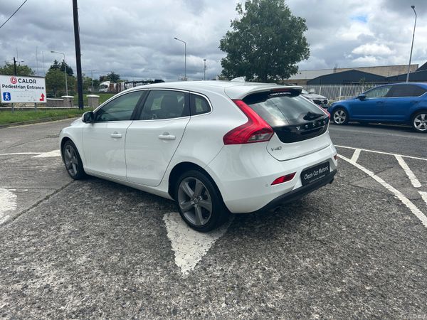 VOLVO V40 2015 AUTO HIGH SPEC T4 386728923