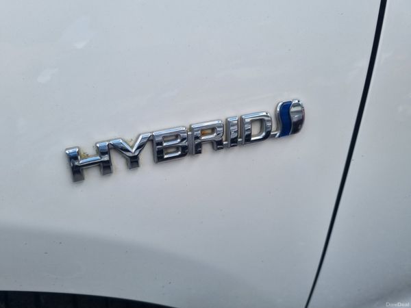 Toyota Aqua  Hybrid  2016 386847339