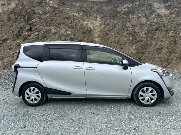 2017 TOYOTA SIENTA - AUTOMATIC - 7 SEATER 386847843