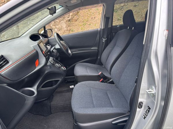 2017 TOYOTA SIENTA - AUTOMATIC - 7 SEATER 386847879