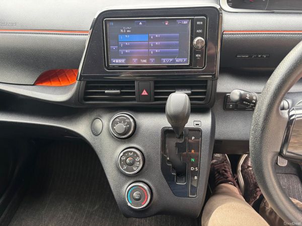 2017 TOYOTA SIENTA - AUTOMATIC - 7 SEATER 386847883