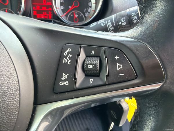 Opel Adam 2017  Sport Low Mileage 386851607
