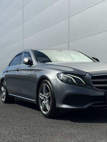 Mercedes-Benz E220d AMG line 386852947