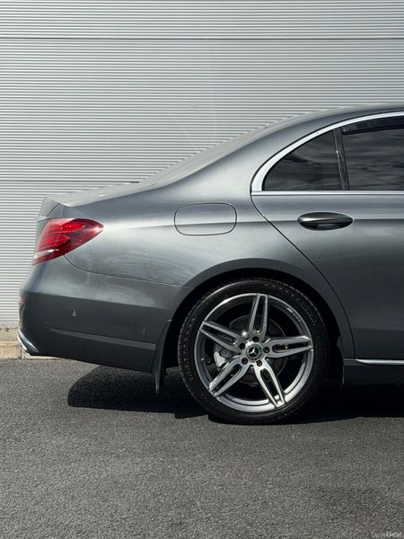 Mercedes-Benz E220d AMG line 386852949