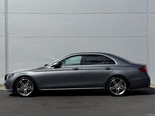 Mercedes-Benz E220d AMG line 386852937
