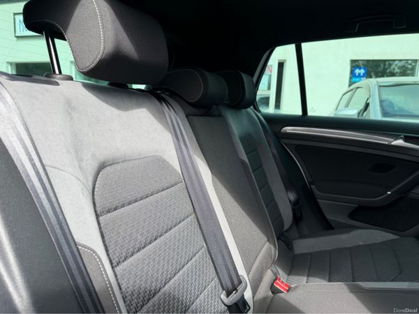 Volkswagen Golf R LINE High Spec & Low mileage 386881847