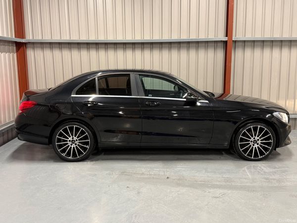 2017 Mercedes-Benz C220D 386893447