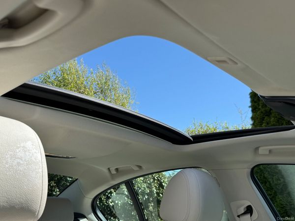 *Sunroof* Immaculate 202 BMW 520i! 386896459