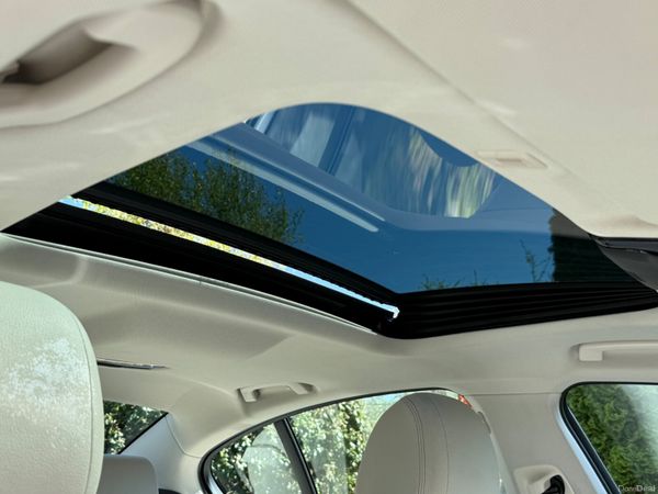 *Sunroof* Immaculate 202 BMW 520i! 386896461
