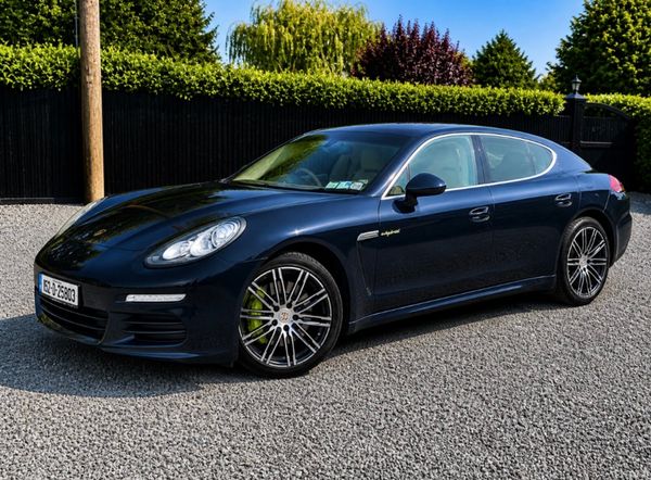 152 Porsche Panamera S -Hybrid – High Spec 386805389