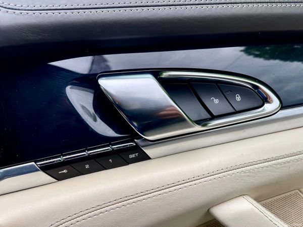 152 Porsche Panamera S -Hybrid – High Spec 386805403