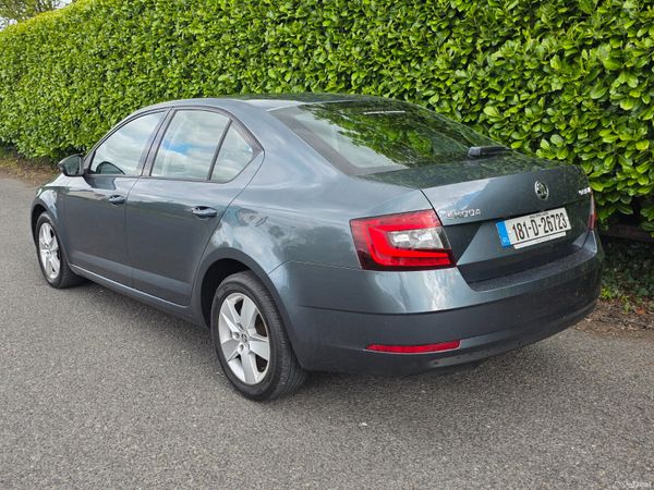 2018 Skoda Octavia AMBITION 1.6 TDI DSG 386810313