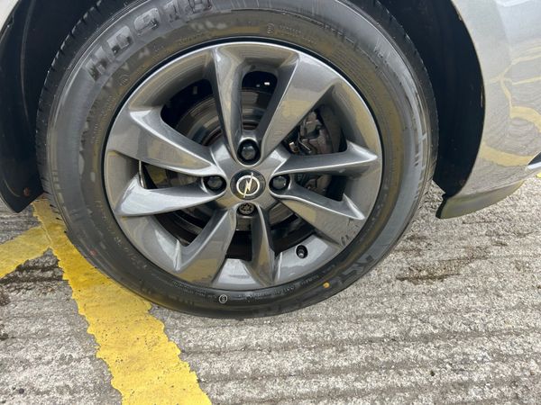 Opel Corsa 120 Special Edition 2019 386831111