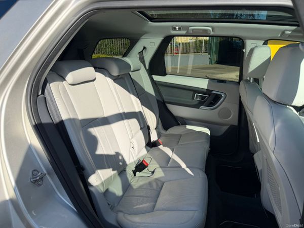 Land Rover Discovery Sport 2.0 TD4 7 seater Auto 386831473