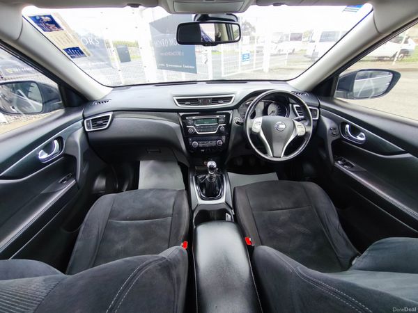 Nissan X-Trail 2017 1.6d SV 7 Seats Design Pack 386831873