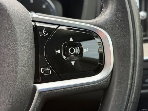 Stunning 191 Volvo XC60 AWD Inscription! 386984203