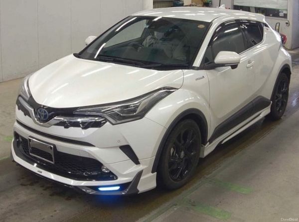2019 Toyota C-HR Nero Spec 386907431