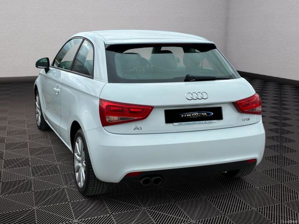 AUDI A1 1.4 TFSI *Automatic* 386923281