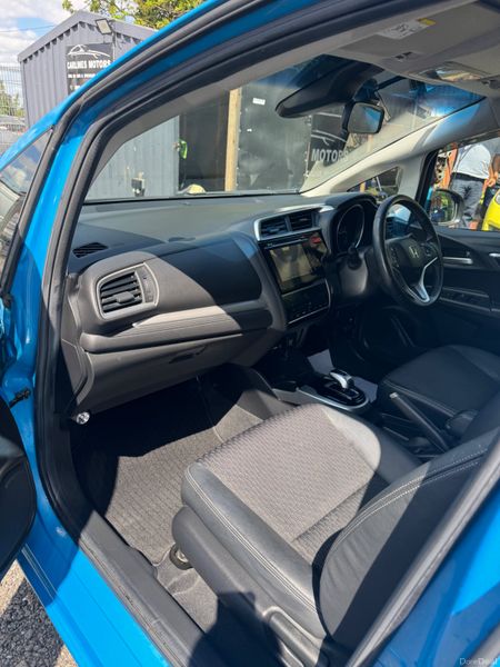 Honda Fit Hybrid Automatic 386932569