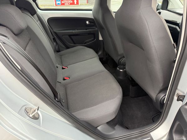 VOLKSWAGEN UP 2015 AUTOMATIC 1.0 PETROL 386935227