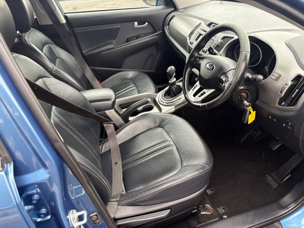 Kia Sportage 387047363
