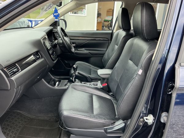 2016 MITSUBISHI OUTLANDER 4X4 7 SEATER SPOTLESS 387084687