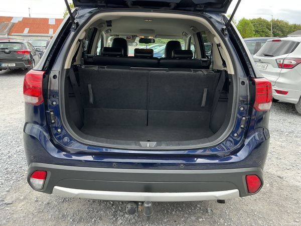 2016 MITSUBISHI OUTLANDER 4X4 7 SEATER SPOTLESS 387084693