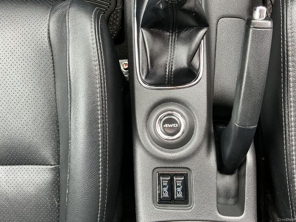 2016 MITSUBISHI OUTLANDER 4X4 7 SEATER SPOTLESS 387084697