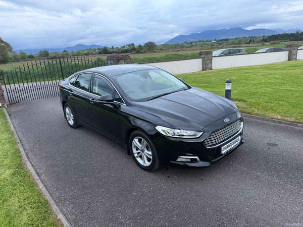Ford Mondeo TITANIUM 387085581