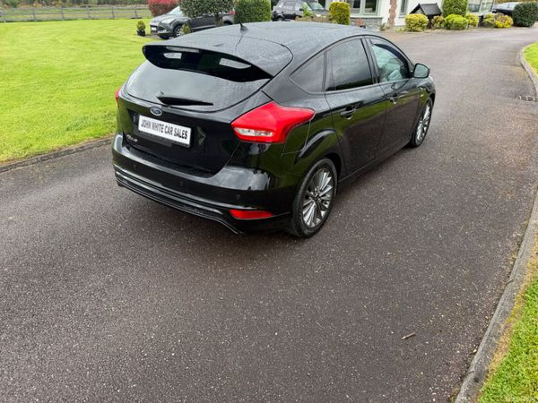 Ford Focus ST Line TDCI 387085955