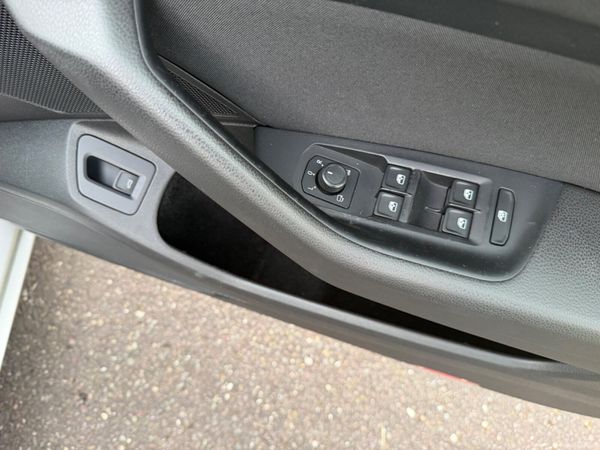 Volkswagen Passat 1.6 TDI business 387086353