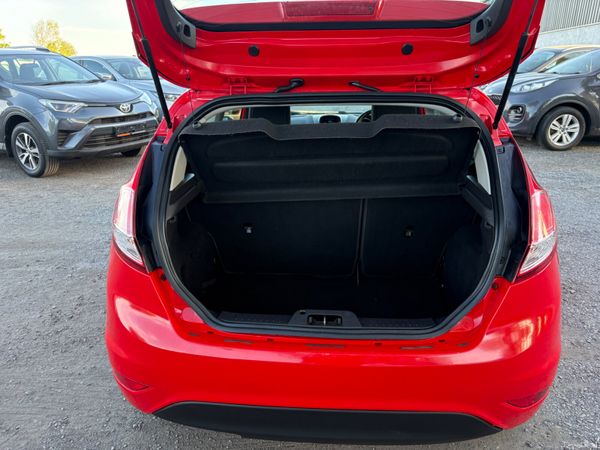 Ford Fiesta 387086537