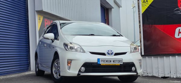 Toyota prius Hybrid 387088675