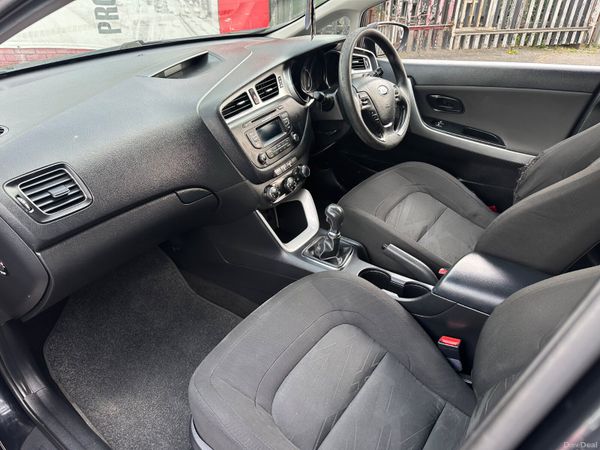Kia Ceed 1.4 Petrol NCT TAX ALLOY WHEELS 387010487