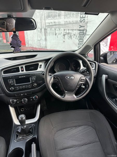 Kia Ceed 1.4 Petrol NCT TAX ALLOY WHEELS 387010499