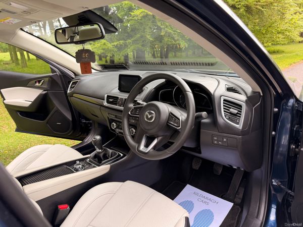 Mazda 3 Diesel Platinum Saloon 387024851