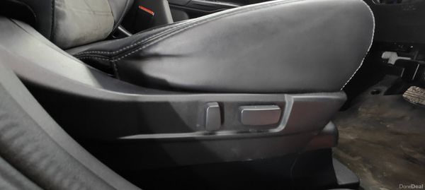 2018 Mitsubishi Outlander Plug in Hybrid 387156943
