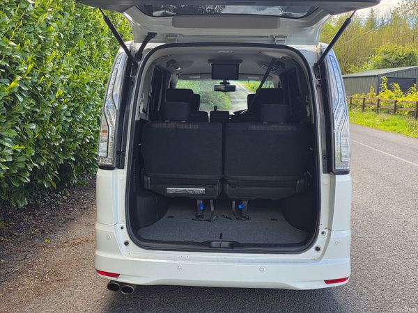 2016 Nissan Serena Highway Star S-Hybrid Automatic 387168083