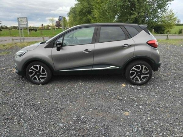 Renault Captur 2016 387101583