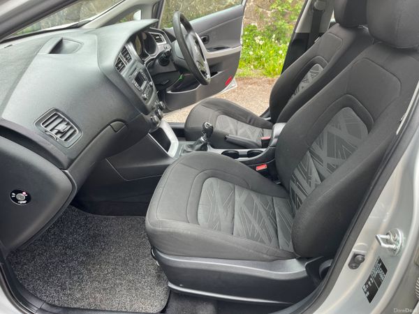 Kia Ceed 1.6 TX Diesel 387104475