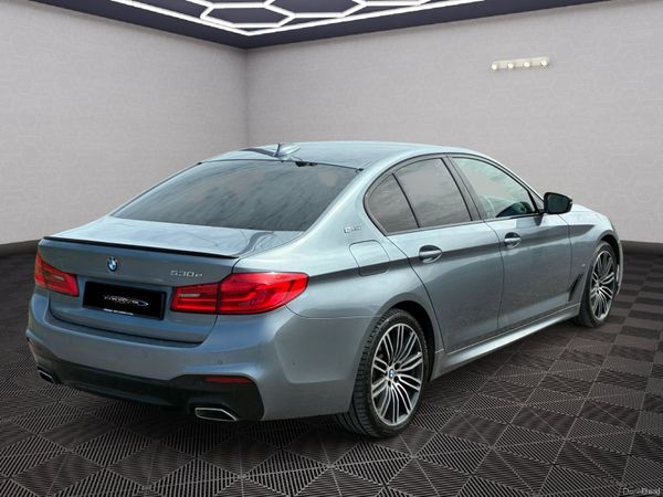 BMW 5-Series M-Sport 387125599