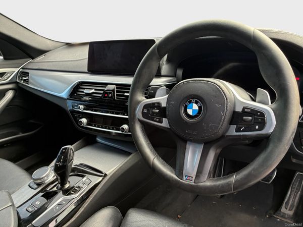 BMW 5-Series M-Sport 387125603