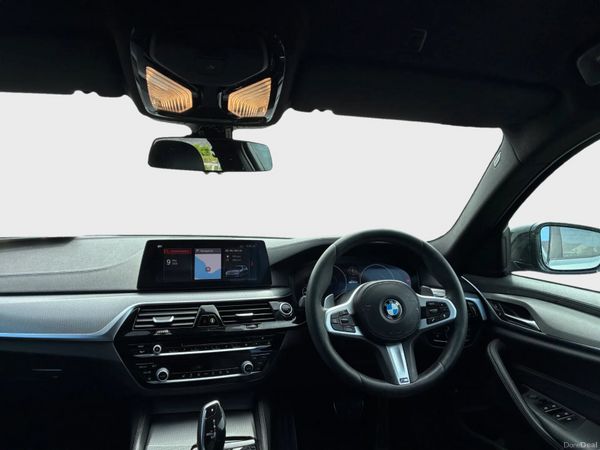 BMW 5-Series M-Sport 387125605