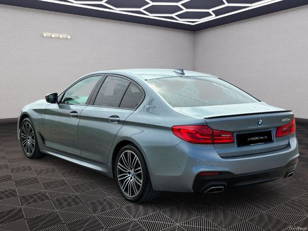 BMW 5-Series M-Sport 387125617