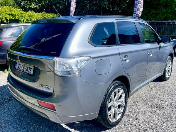 142 Mitsubishi Outlander AWD 387132325