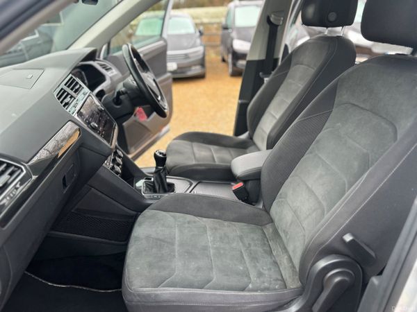 Volkswagen Tiguan SEL 387240945