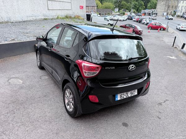 Hyundai i10 1.0 Petrol Low Kms TAX & NCT 387247203