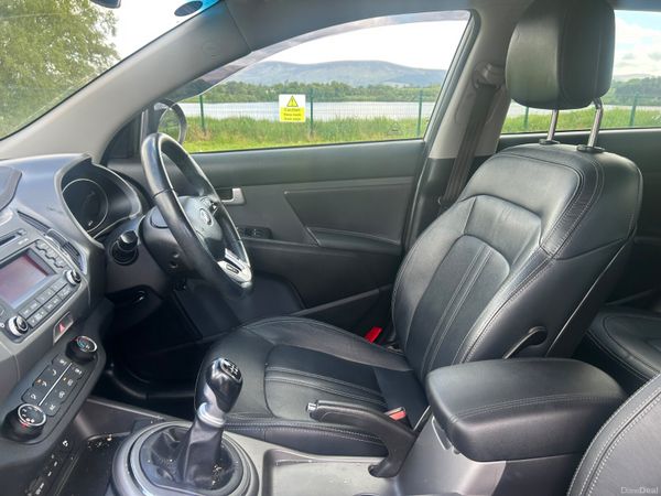 Kia Sportage 2015, low milage , black leather 387261955