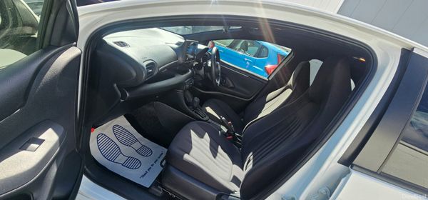 Toyota Yaris Automatic 387267821