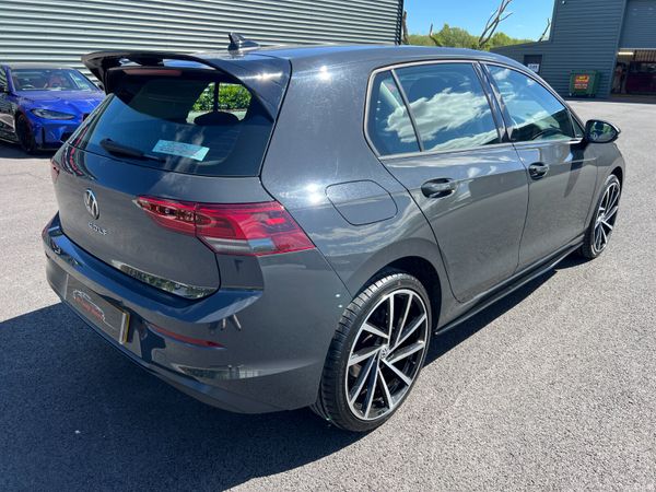 2022 (222) Volkswagen Golf Life 2.0 TDI -New Alloy 387270135